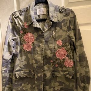 Ashley by 26 international army jacket with embroidered pink roses size small